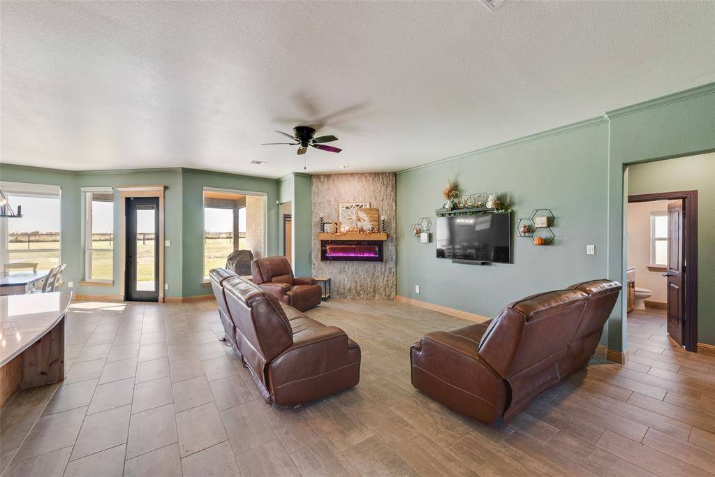 Godley, TX 76044,811 Alto Bonito Court