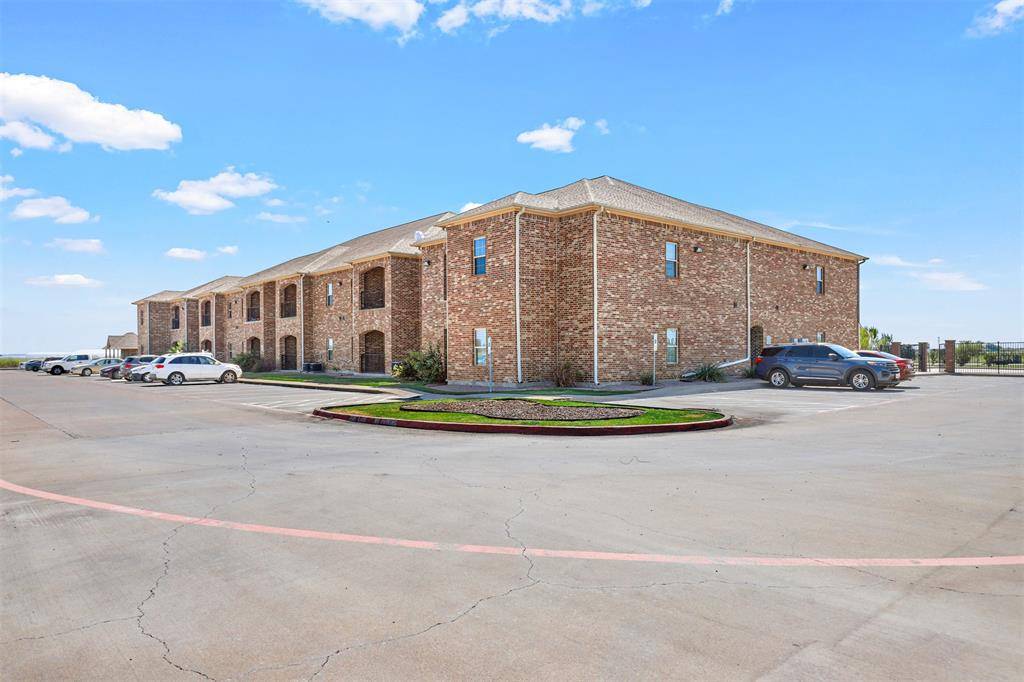 Alvarado, TX 76009,301 County Road 207 #1208