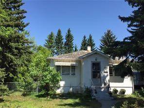 Calgary, AB T2E 1Y5,532 25 AVE NE