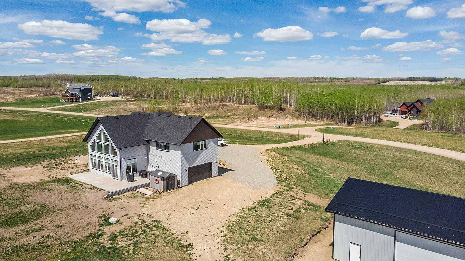 Rural Ponoka County, AB t0c2j0,421008 Range Road 14 #1