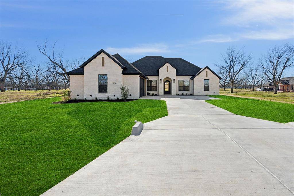 Granbury, TX 76049,2156 Middlewood Circle