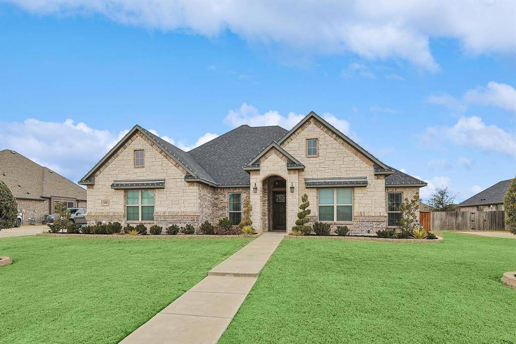 Waxahachie, TX 75165,305 Equestrian Drive