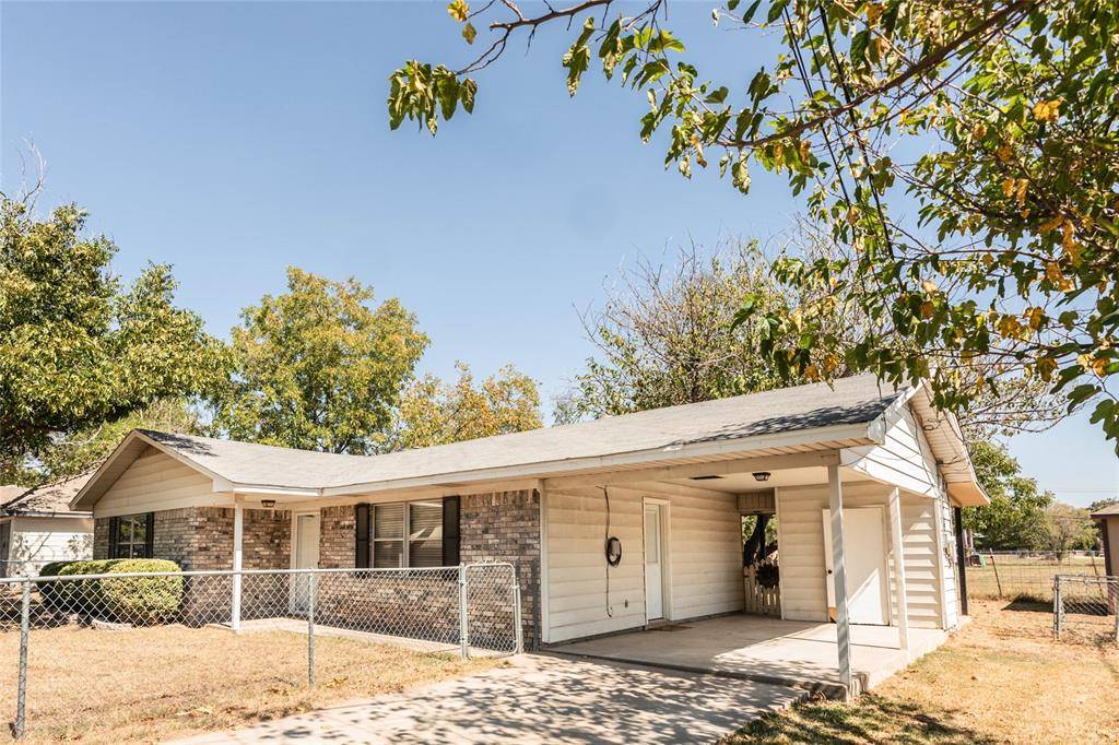 Nocona, TX 76255,97 Wade Street