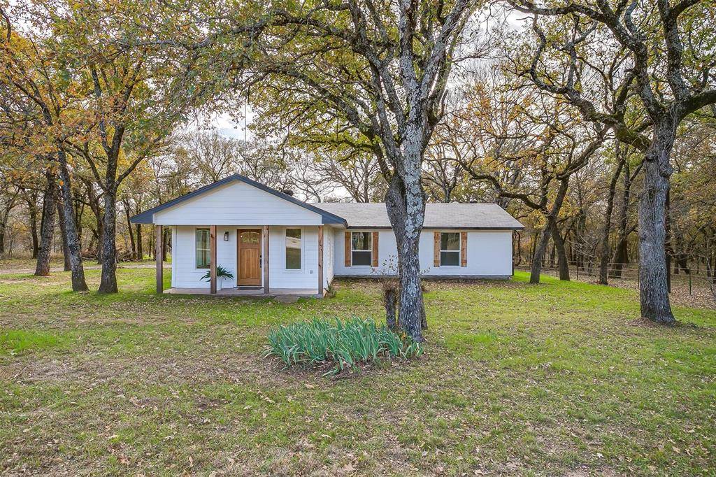 Lipan, TX 76462,890 Nash Lane