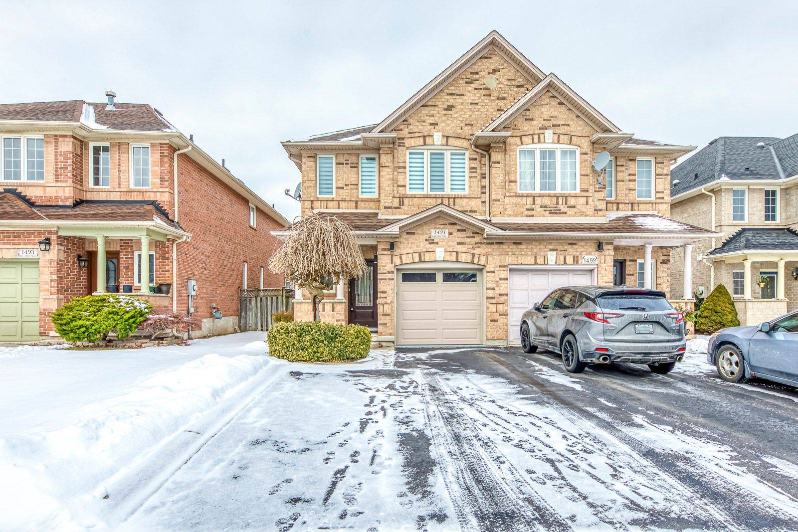 Oakville, ON L6M 3Z7,1491 Gulledge TRL