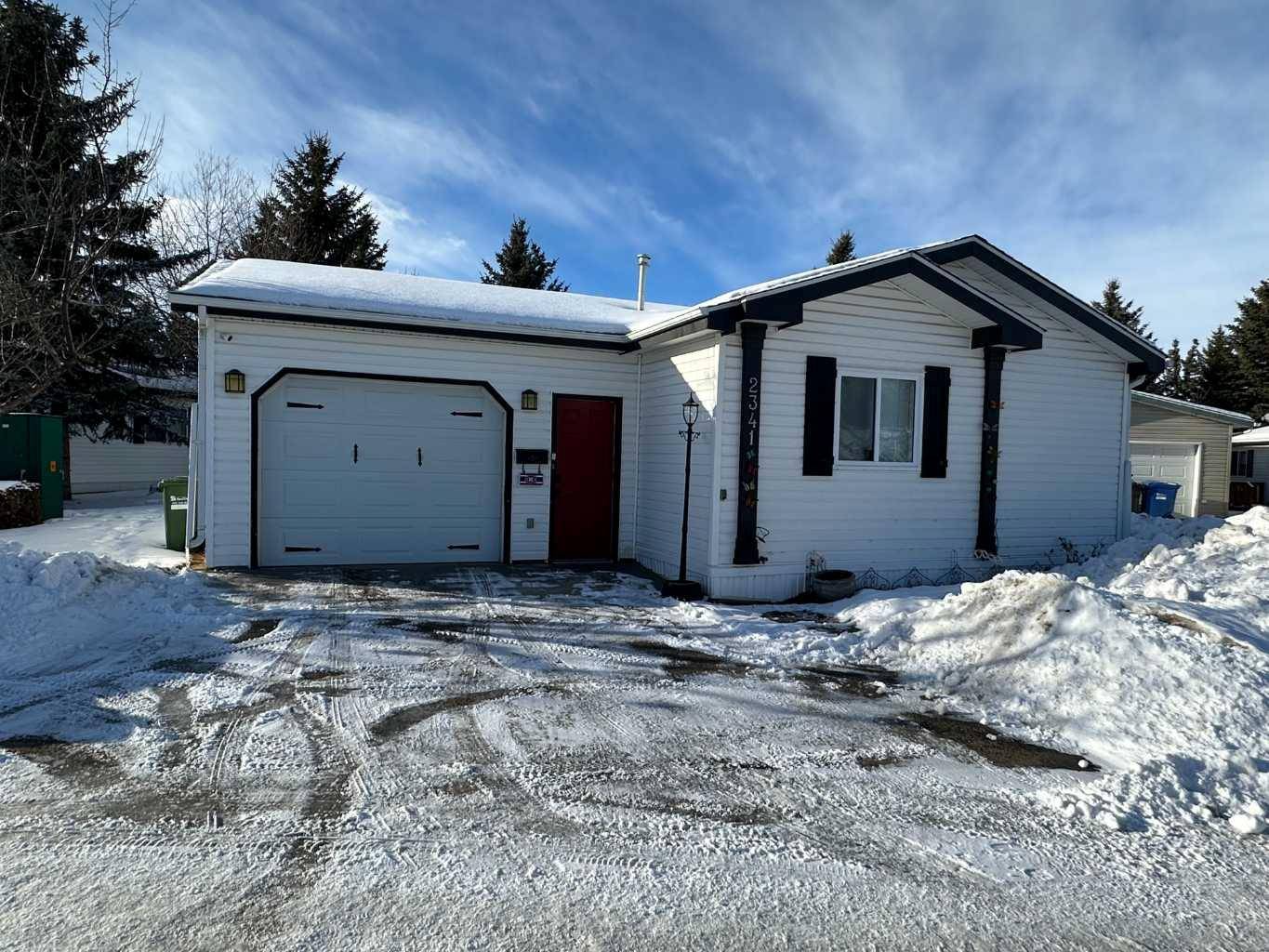 Red Deer, AB T4R 2Z8,2341 Danielle DR