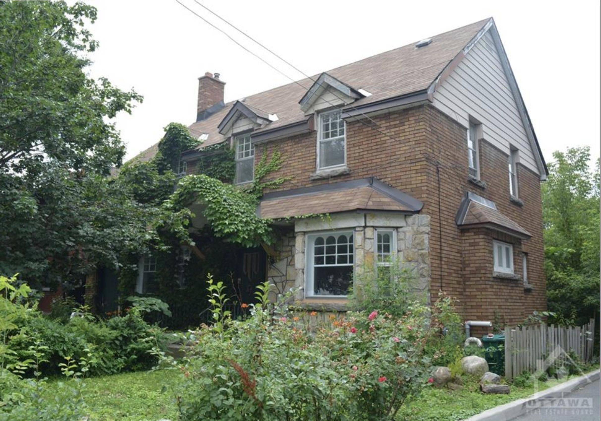 Westboro - Hampton Park, ON K1Z 5N4,344 Tweedsmuir AVE