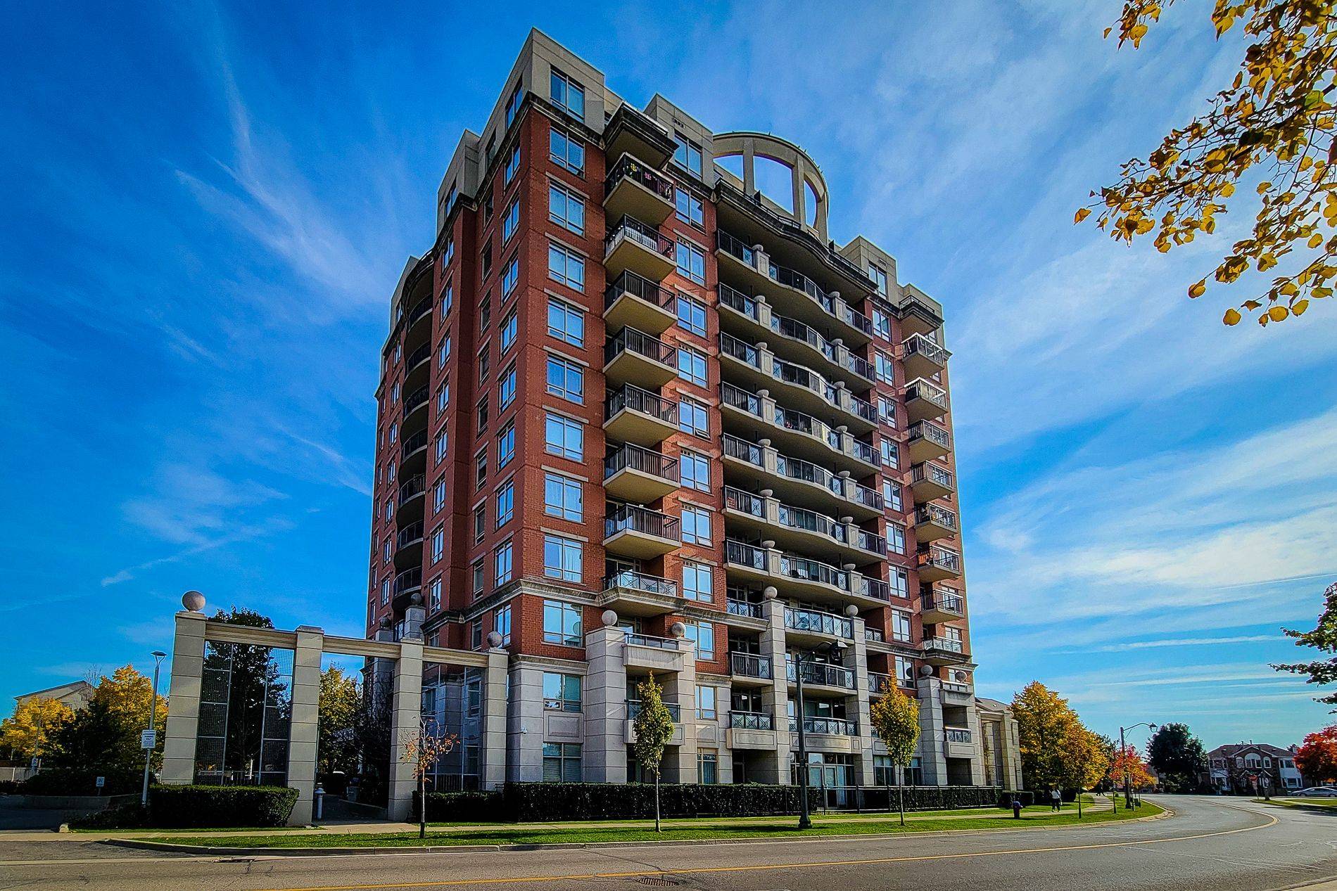 Oakville, ON L6H 0E2,2325 Central Park DR #1102