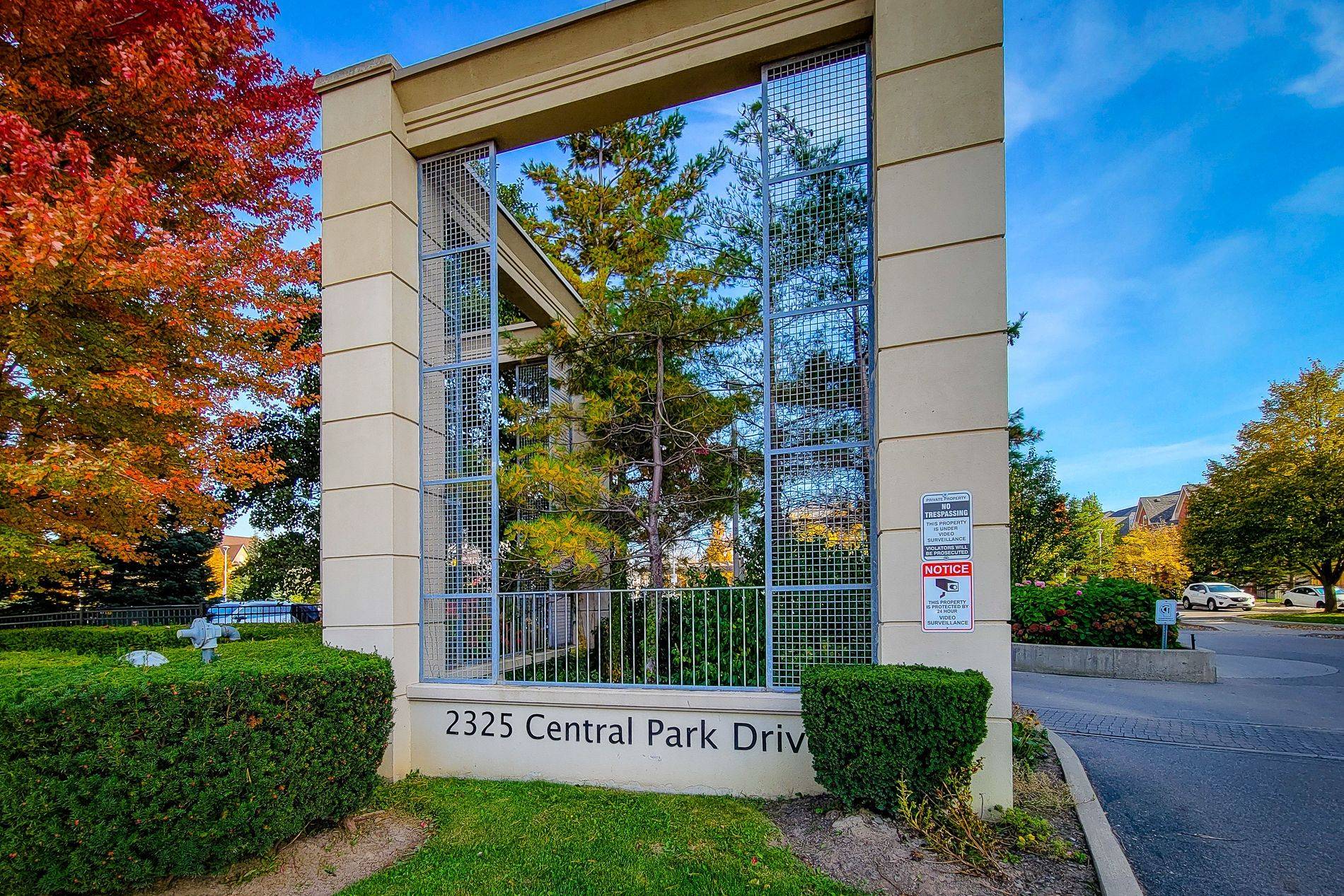 Oakville, ON L6H 0E2,2325 Central Park DR #1102