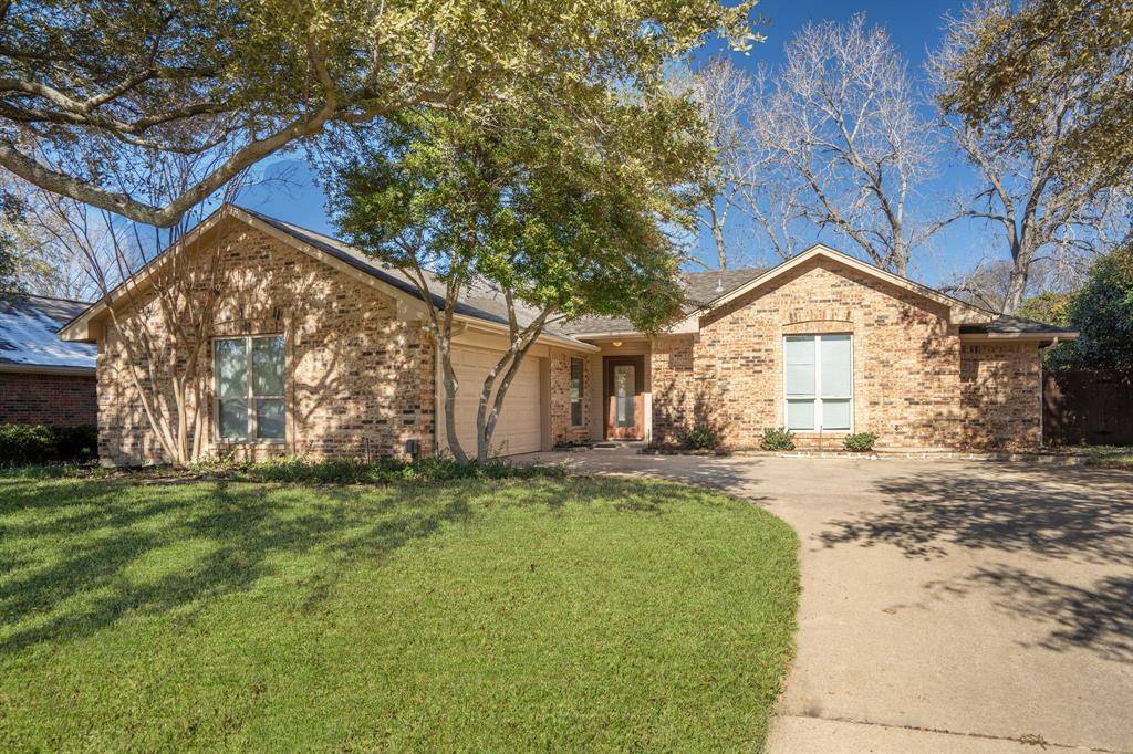 Flower Mound, TX 75028,2224 Oak Bluff Drive