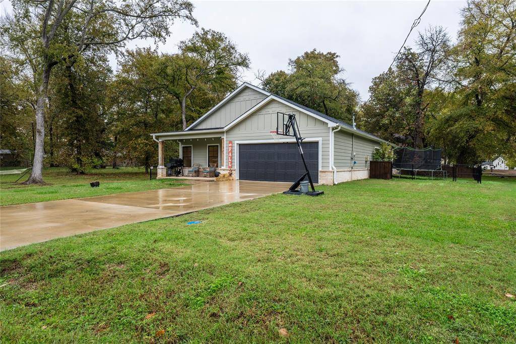 Enchanted Oaks, TX 75156,102 Meadowood Road