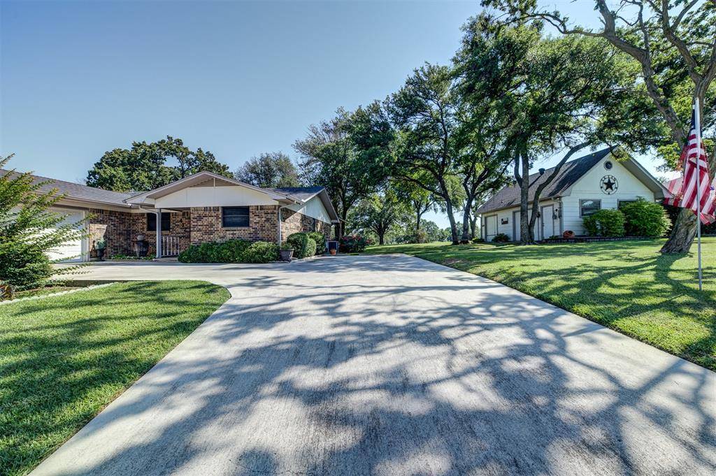 Runaway Bay, TX 76426,412 Half Moon Way