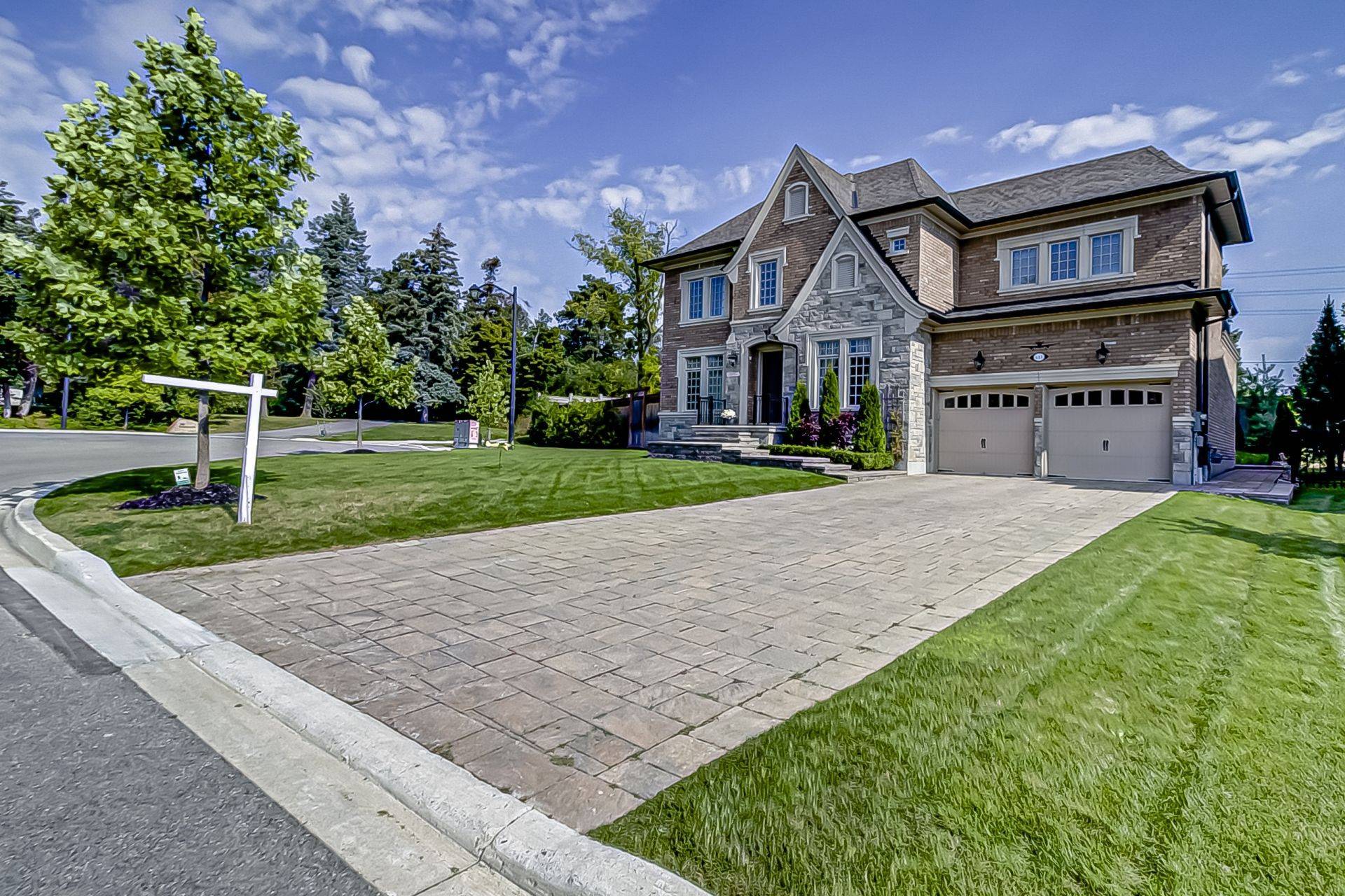 Vaughan, ON L4H 4G6,141 Annsleywood CT