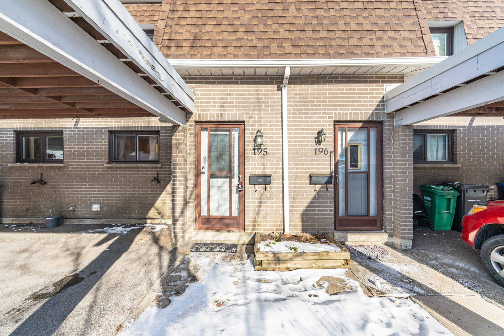 Brampton, ON L6T 2X3,475 Bramalea RD #195