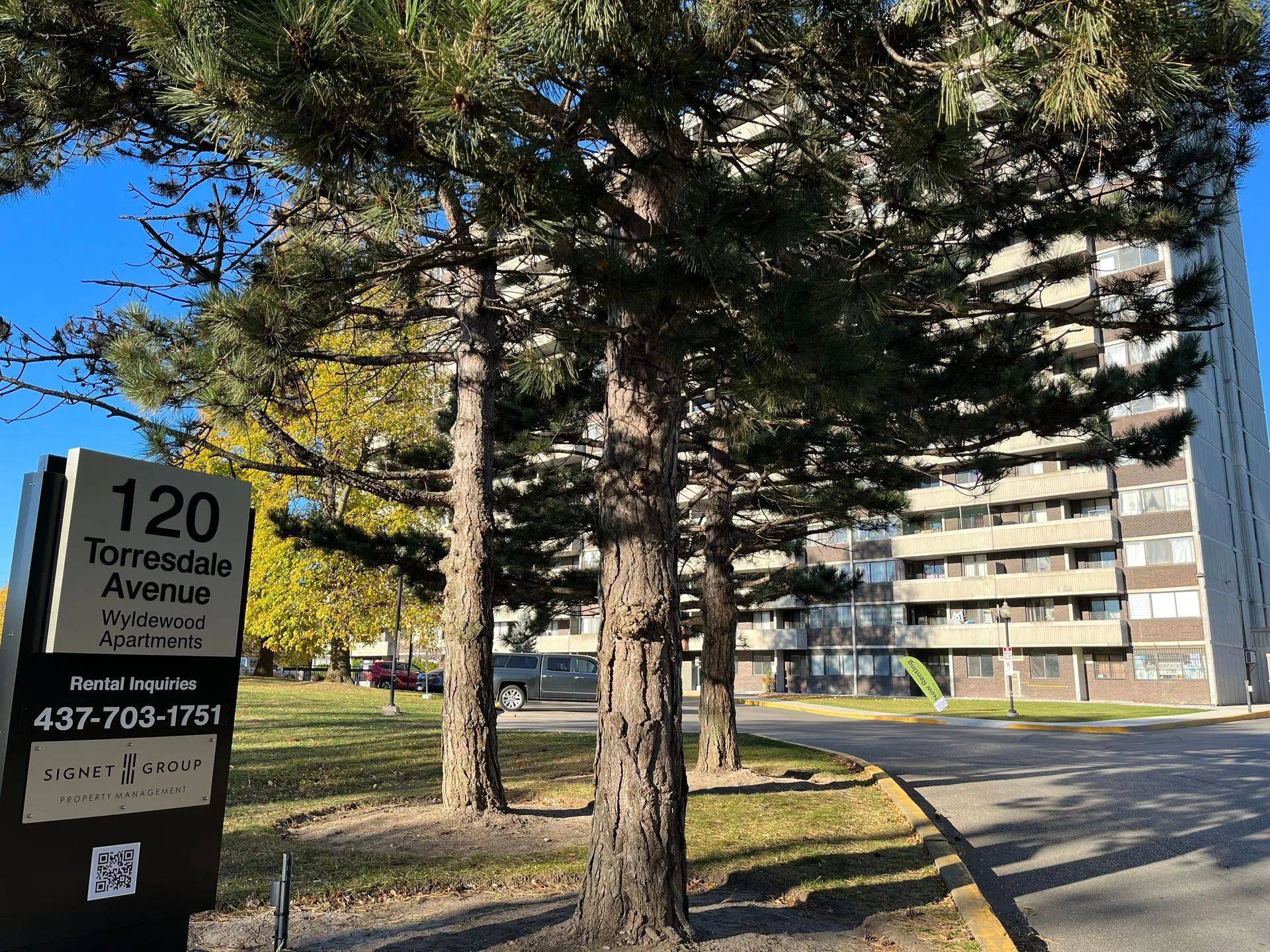 Toronto C07, ON M2R 3N7,120 Torresdale AVE #1704