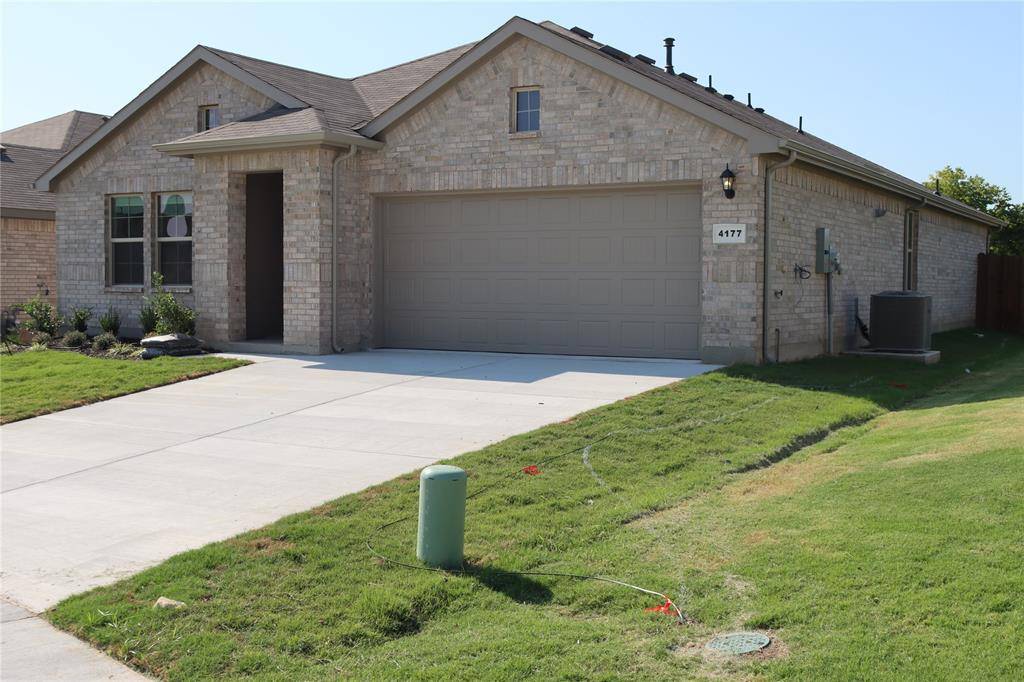 Fort Worth, TX 76036,4177 Crooked Bend Drive