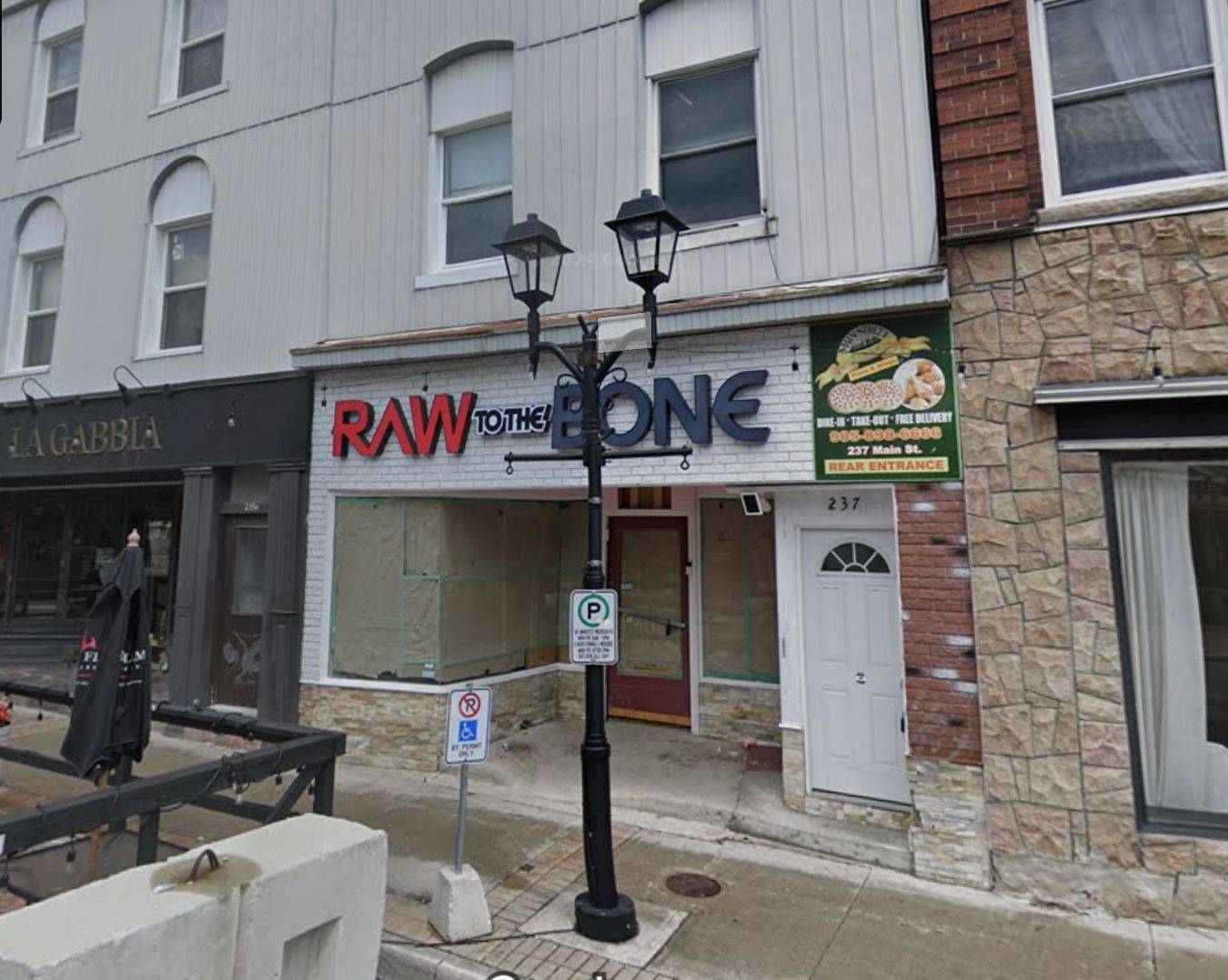 Newmarket, ON L3Y 3Z4,237 Main ST S #Comm