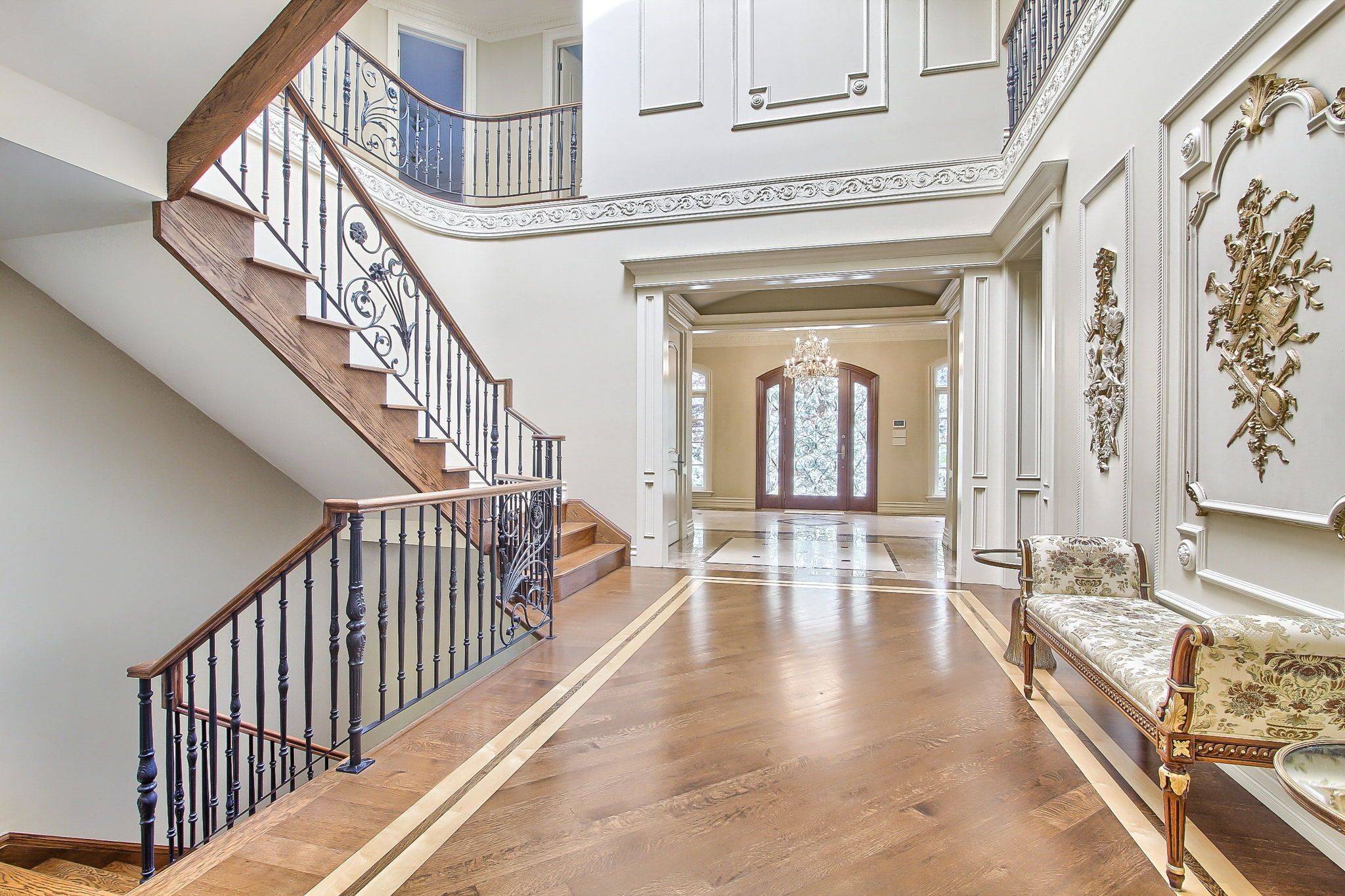 Toronto C12, ON M2L 2G6,39 Fifeshire RD