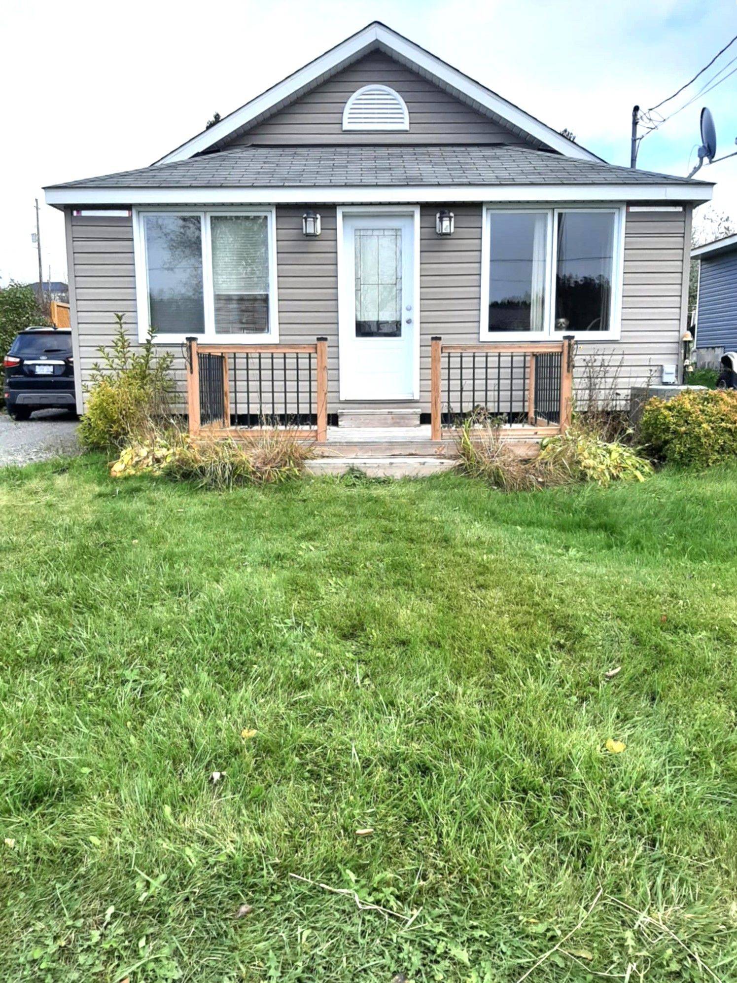 Timiskaming, ON P0K 1M0,323 Bernard ST