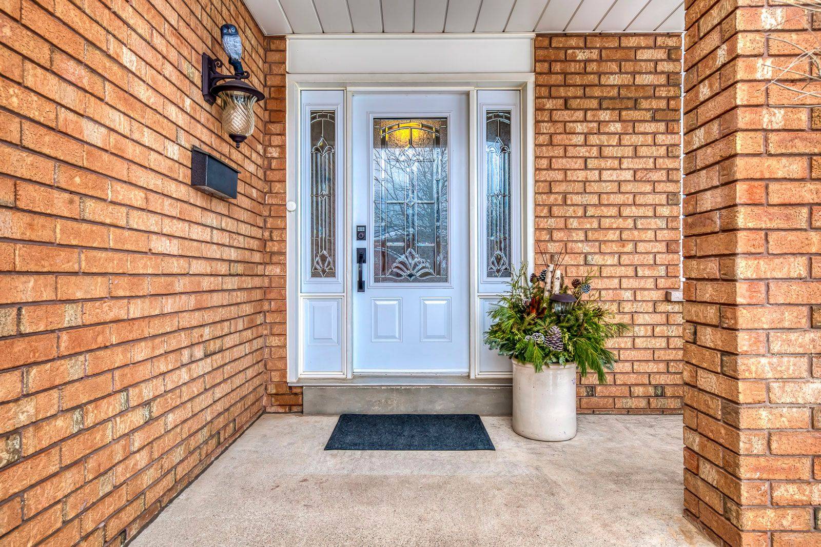 347 Briarhall Gate, Oakville, ON L6H 4P4