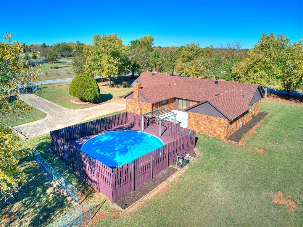 Tuttle, OK 73089,863 Bobcat Road