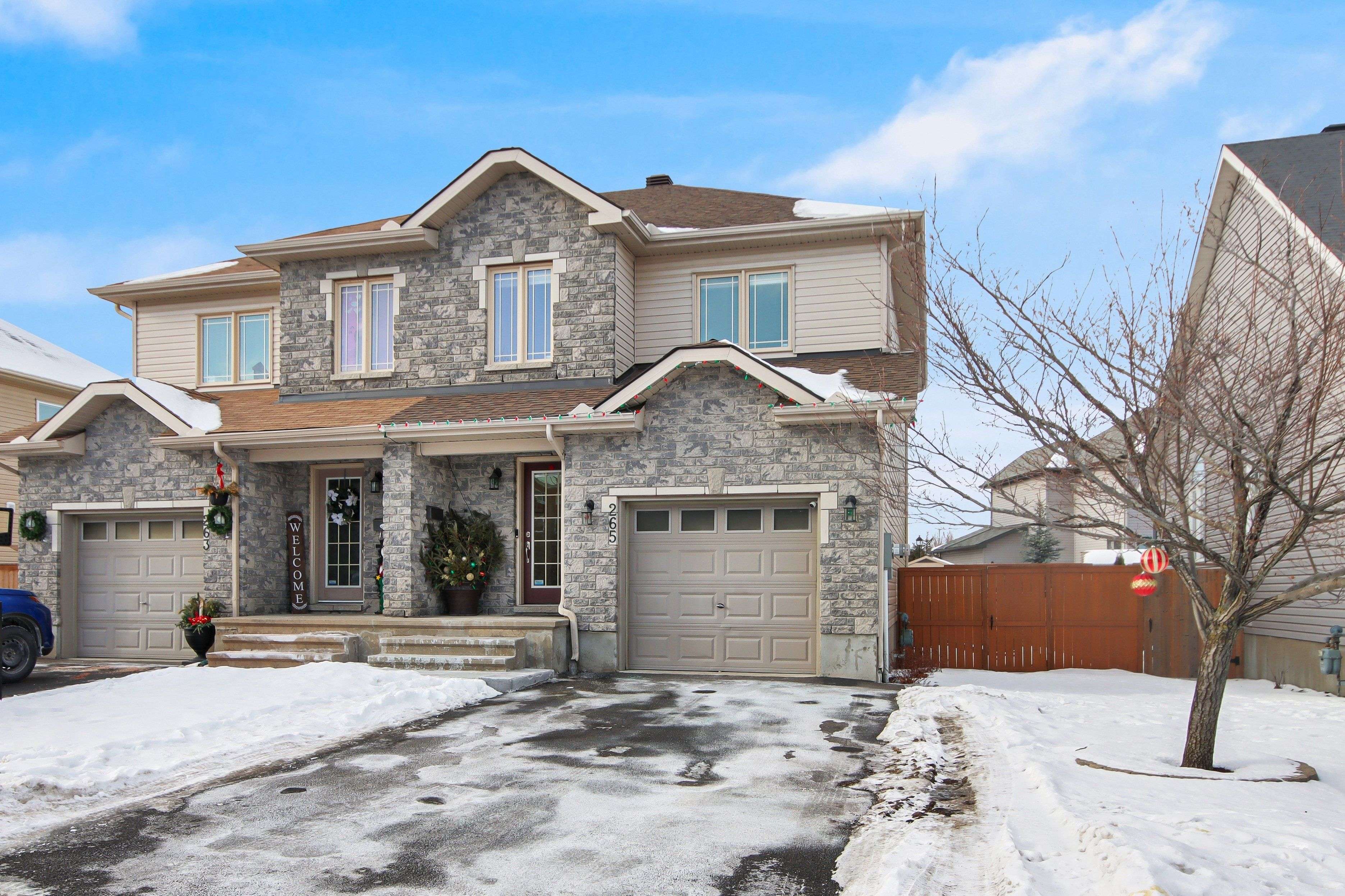 Lanark, ON K7C 0C2,265 Miguel ST