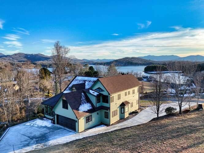 Hayesville, NC 28904,67 Ashe Point Drive