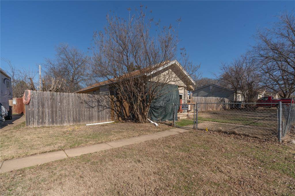 Shawnee, OK 74801,1101 N Draper Avenue