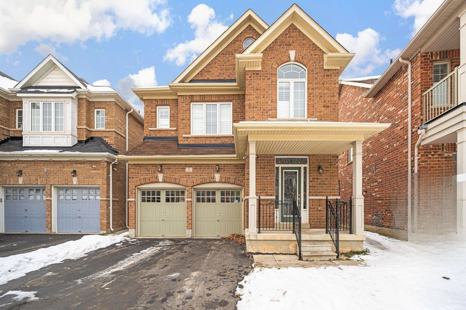 Brampton, ON L6Y 5Y7,22 Allegro DR