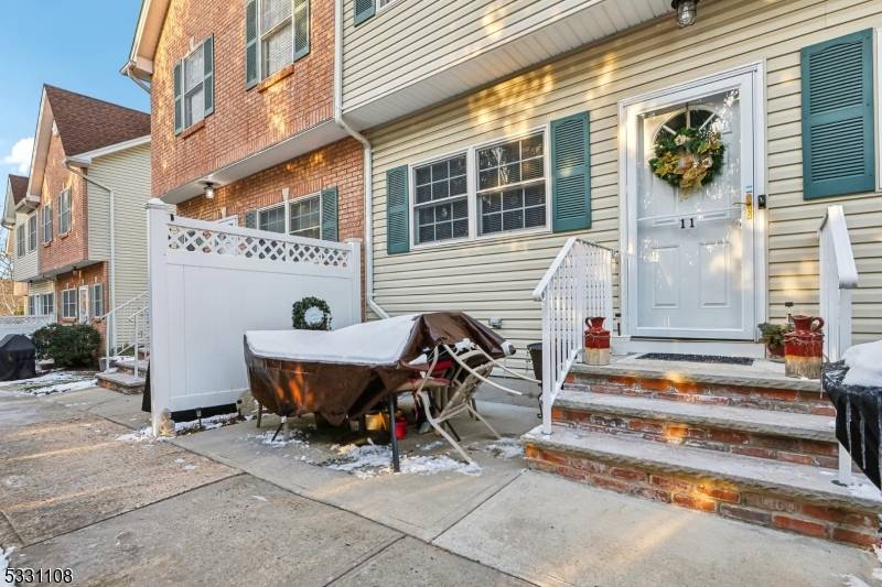 Scotch Plains Twp., NJ 07076,11 Riga Ct