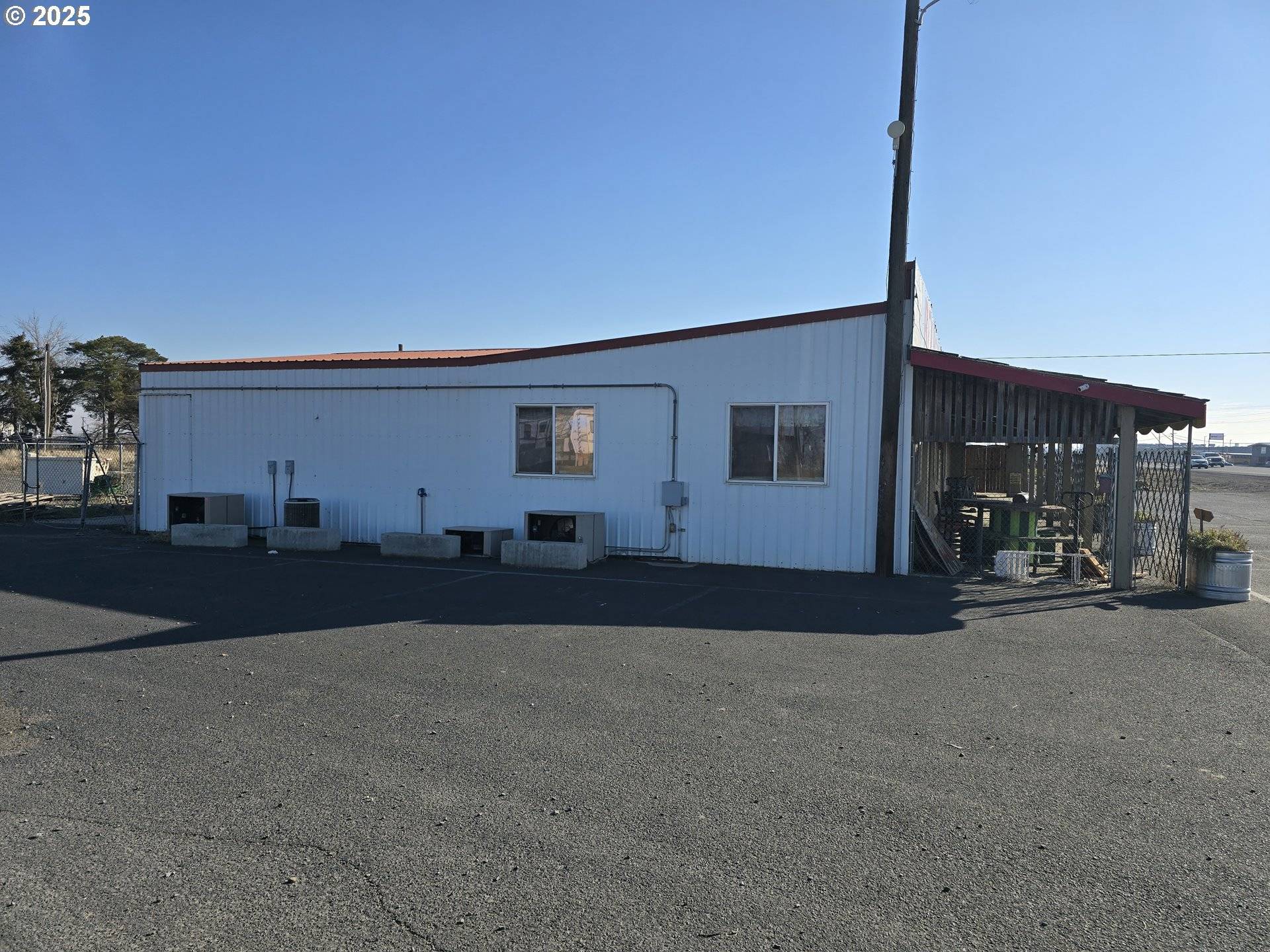 Hermiston, OR 97838,1823 S HIGHWAY 395