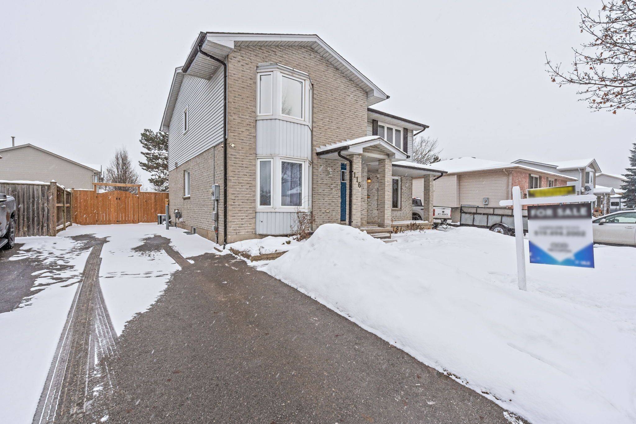 London, ON N5V 4A7,116 Bonaventure DR