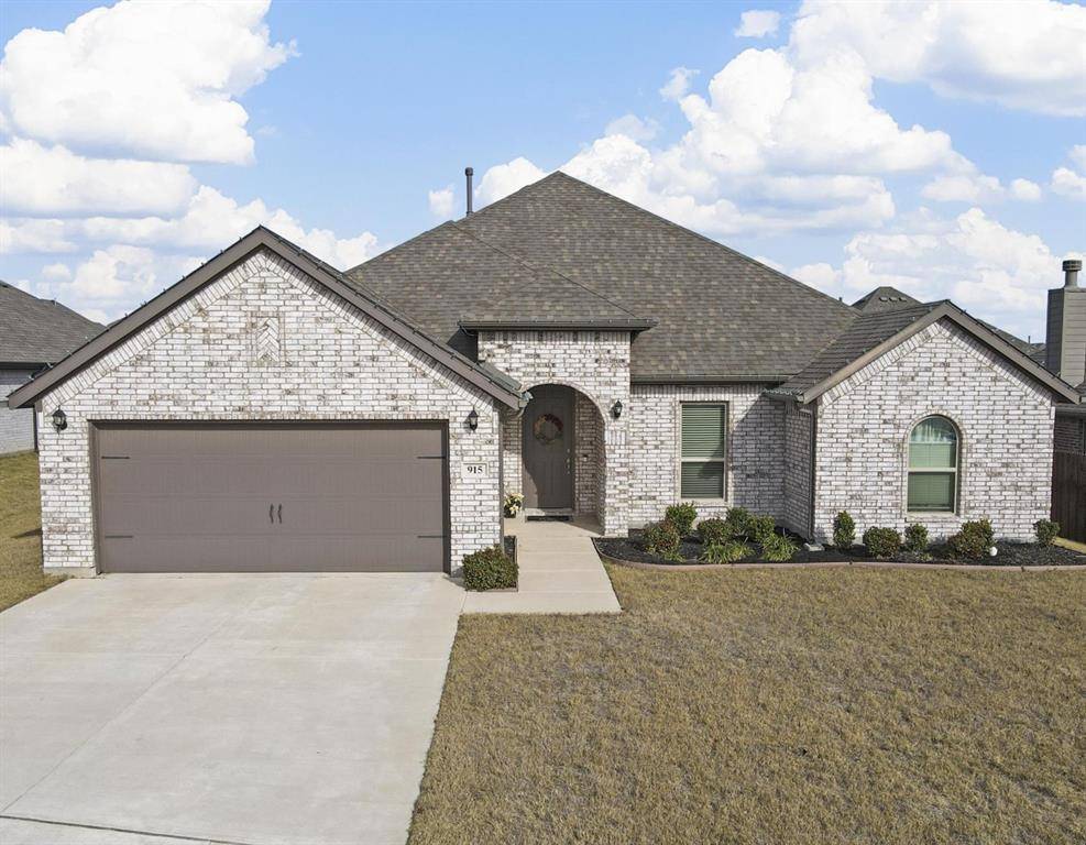 Justin, TX 76247,915 Timber Ridge Drive