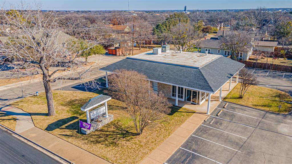 Granbury, TX 76048,301 S Morgan Street