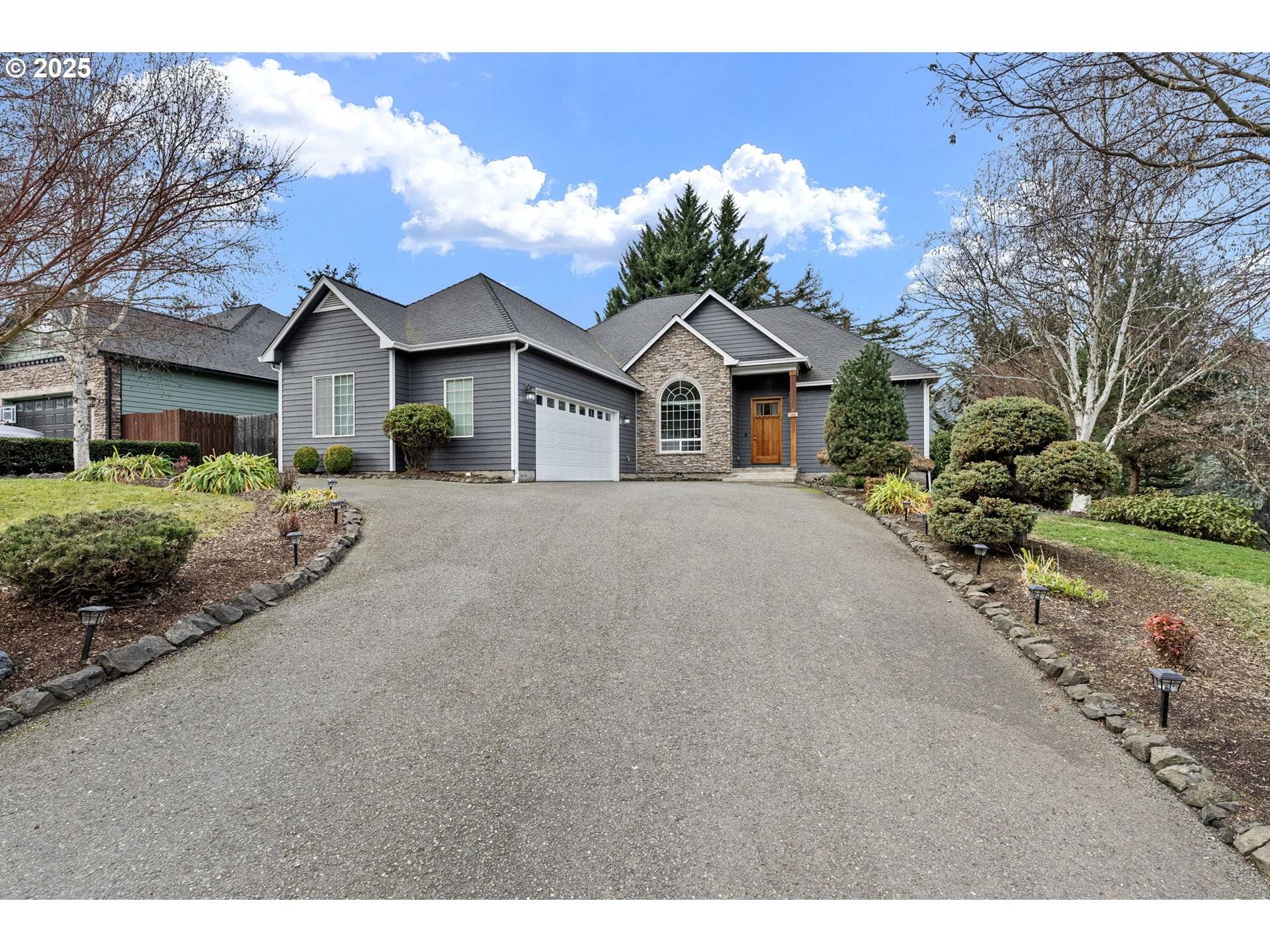 Myrtle Creek, OR 97457,115 DUANE CT