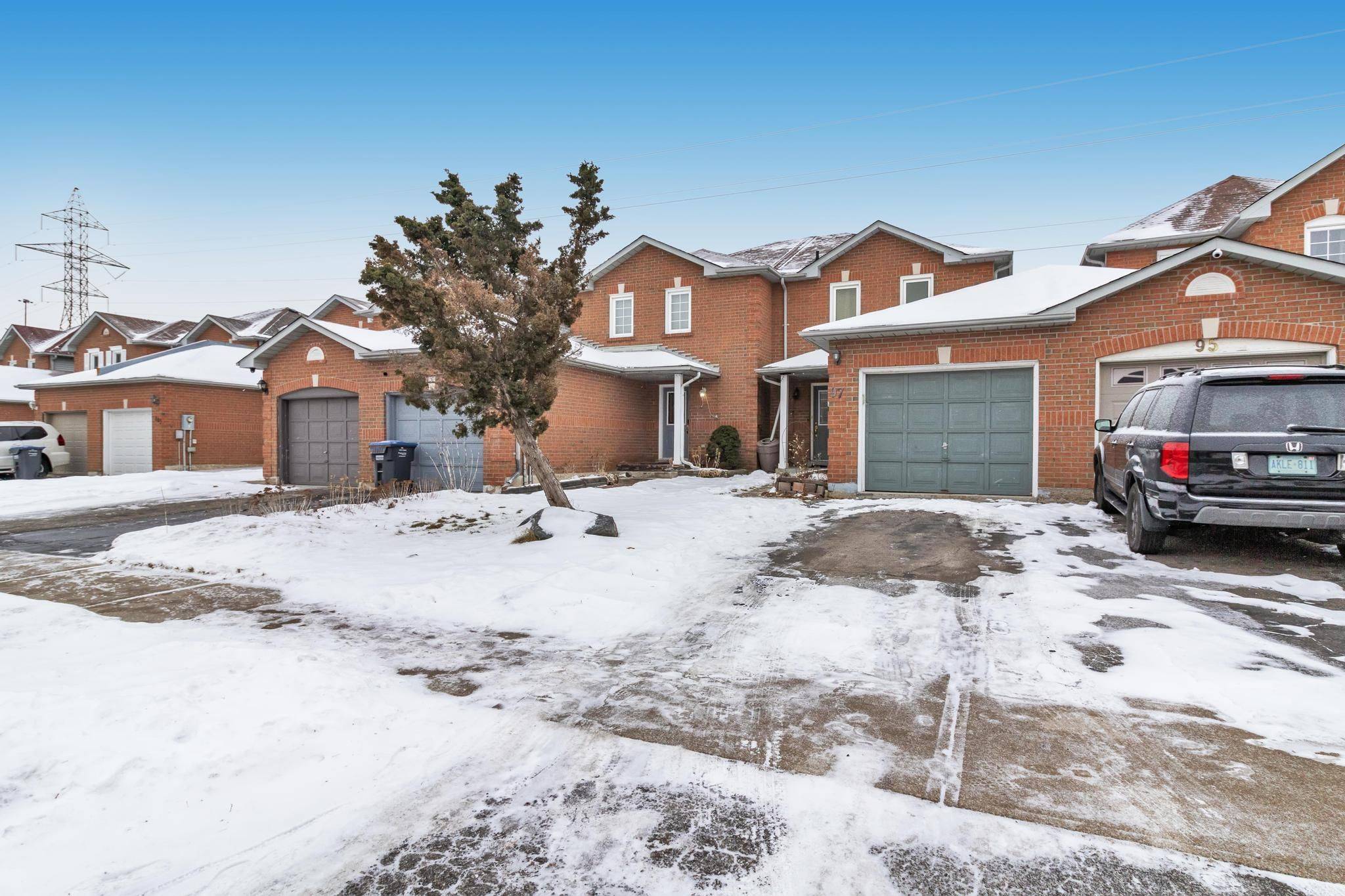 Brampton, ON L6Y 4V6,97 Meadowlark DR