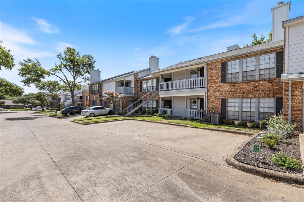 Plano, TX 75075,3101 Townbluff Drive #922