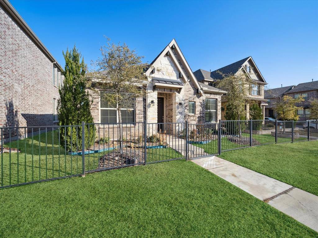 Euless, TX 76040,314 Park Drive