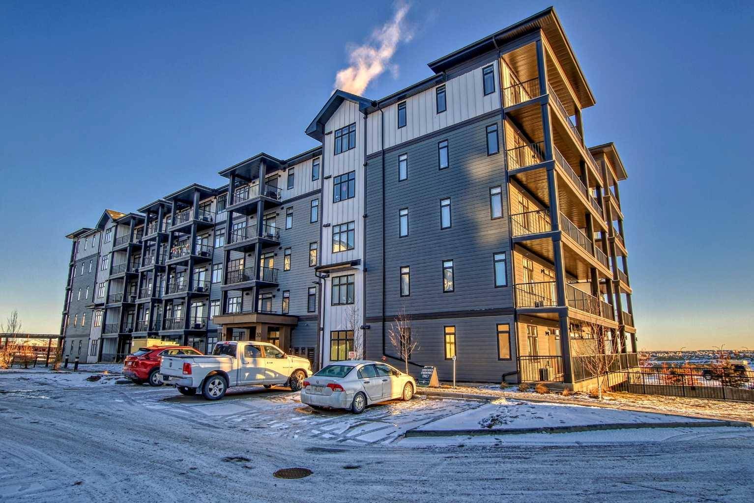 Calgary, AB T3R 2A9,30 SAGE HILL WALK NW #109