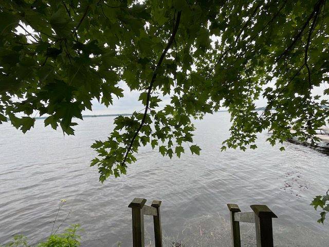 16 Caline RD, Curve Lake First Nation 35, ON K0L 2H0