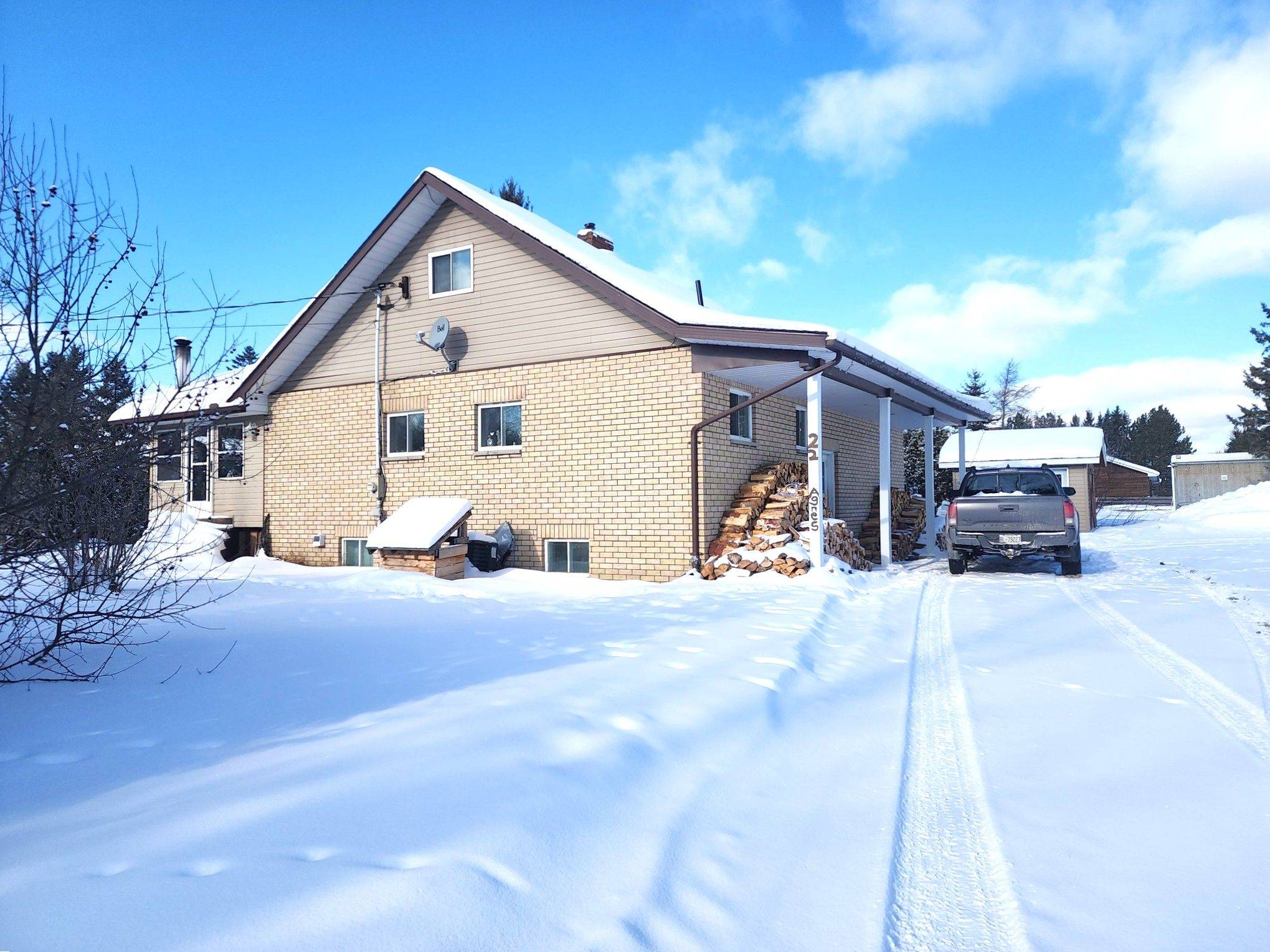 Timiskaming, ON P0J 1B0,22 Agnes ST