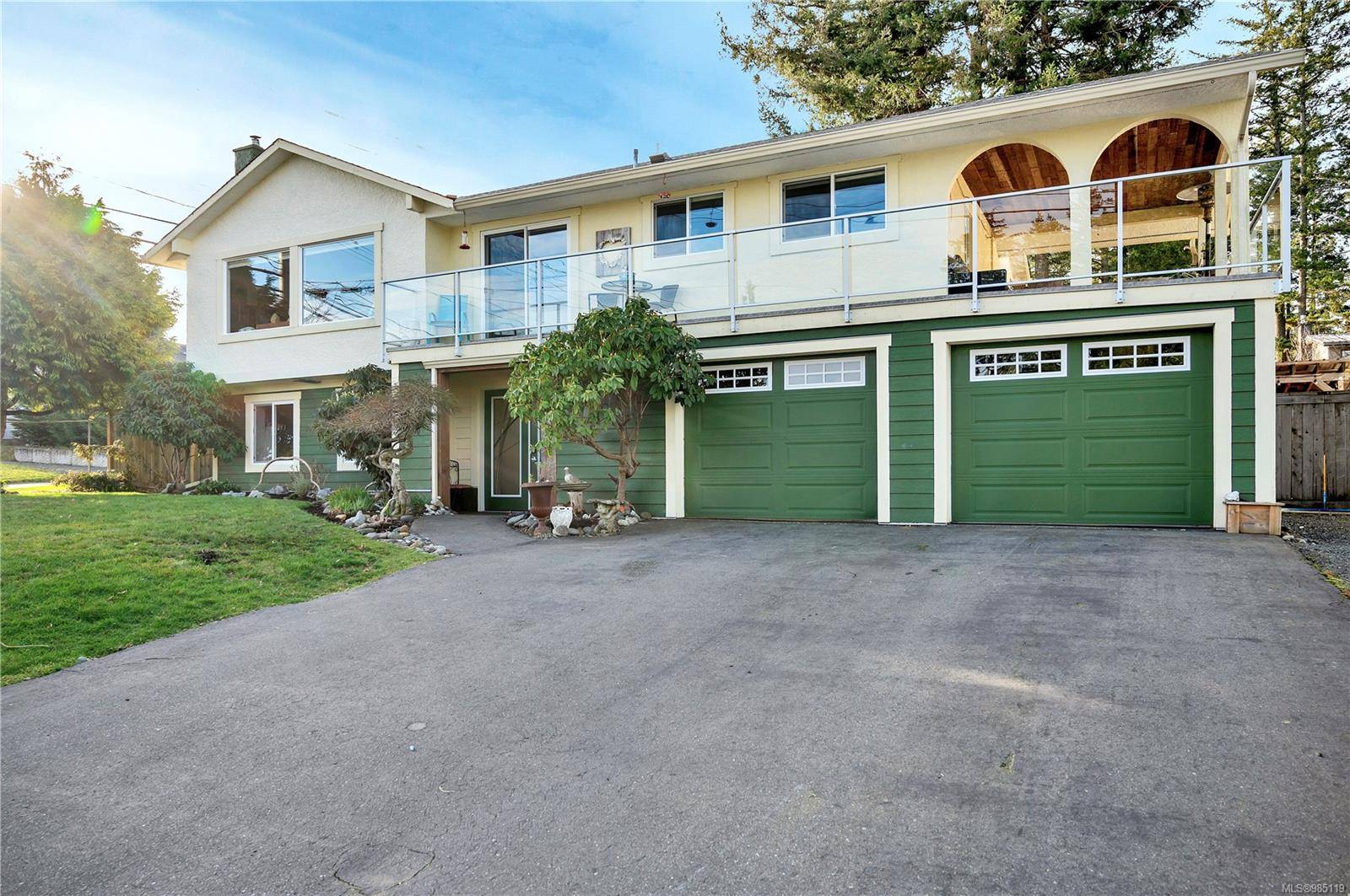 Campbell River, BC V9W 2L8,396 McLean St S