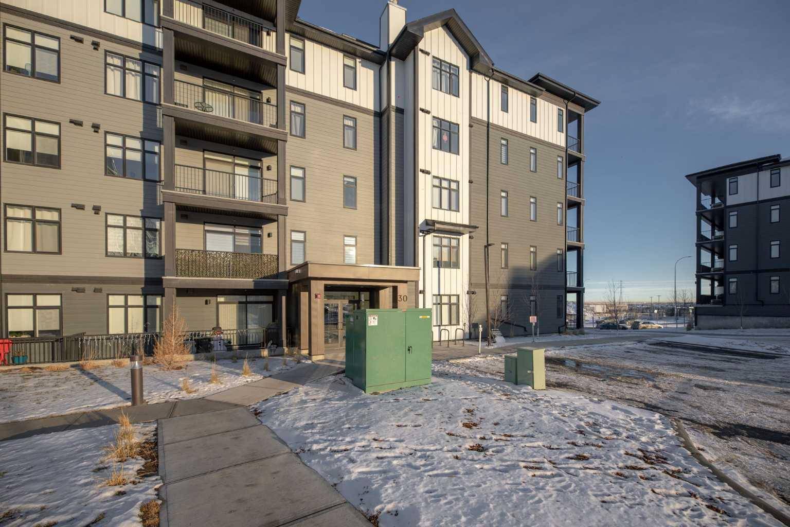 Calgary, AB T3R 2A9,30 Sage Hill WALK NW #210