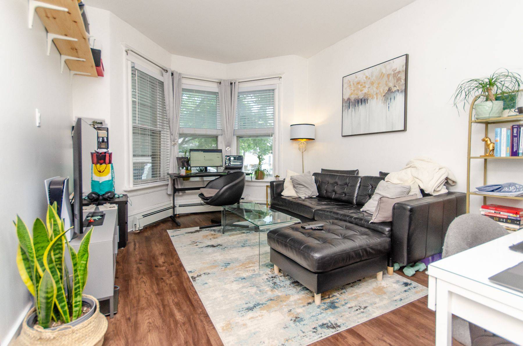 West Centre Town, ON K1Y 2E7,43 Bayswater AVE