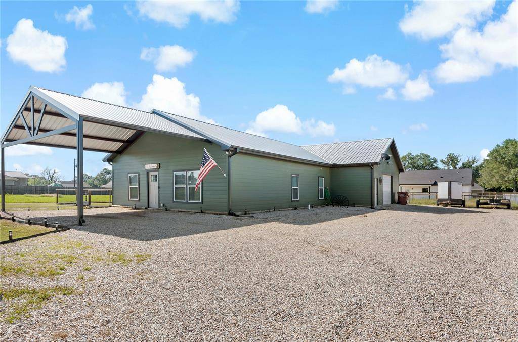 Blossom, TX 75416,720 TODD Street