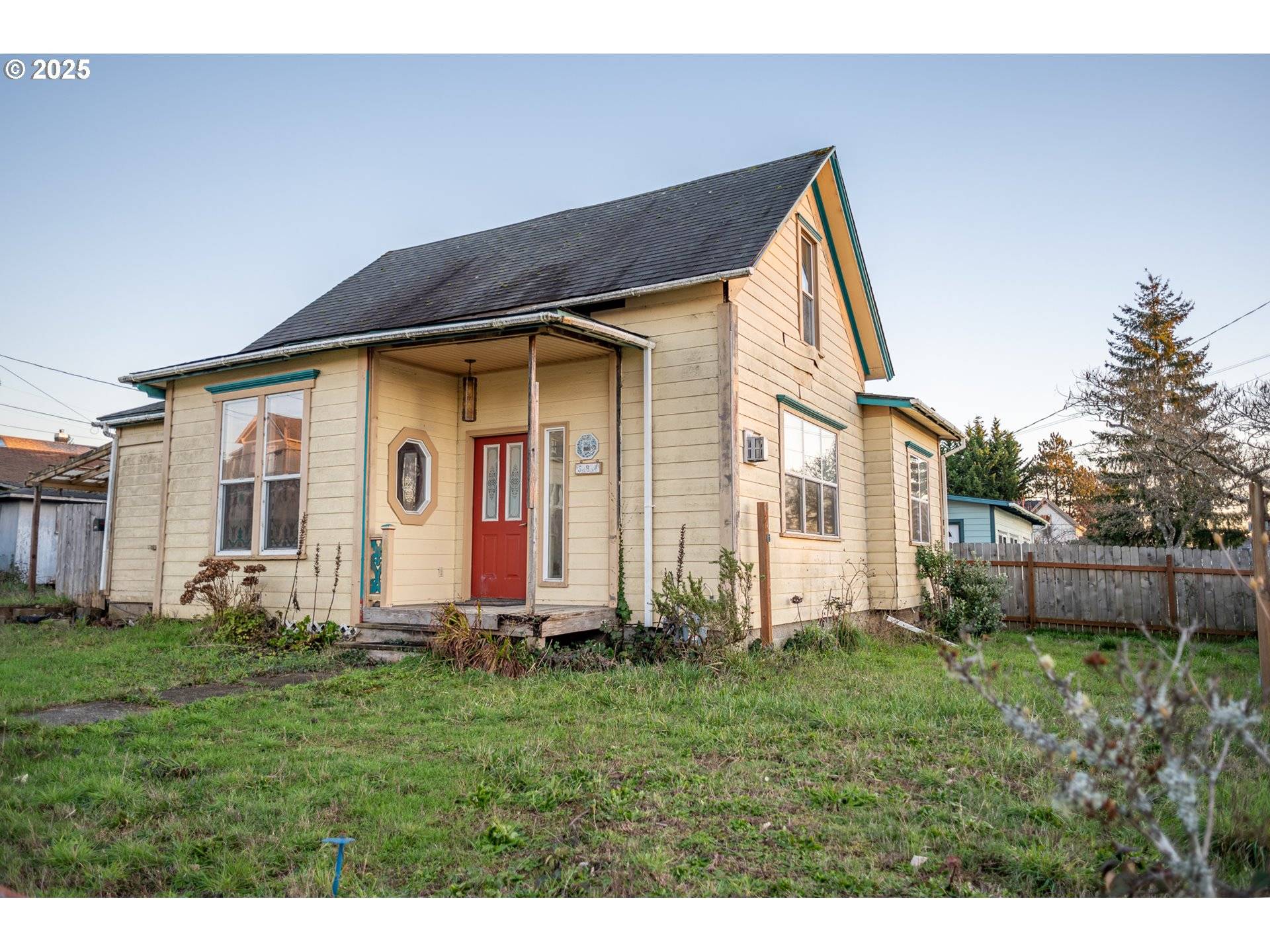 Coquille, OR 97423,584 N BAXTER ST