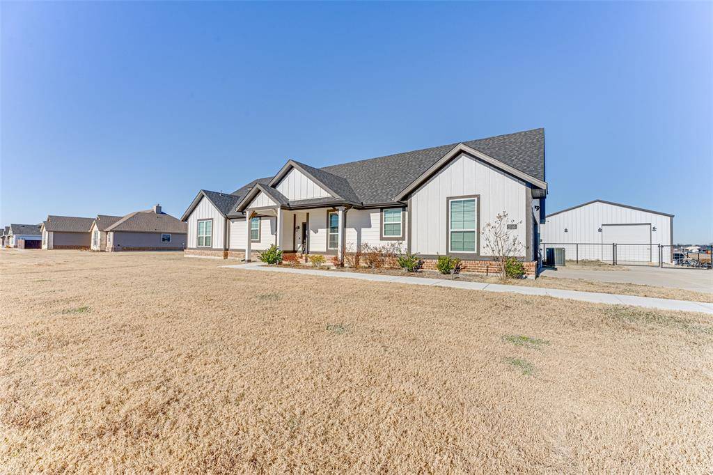 Oak Ridge, TX 75161,2710 Burr Oak Road