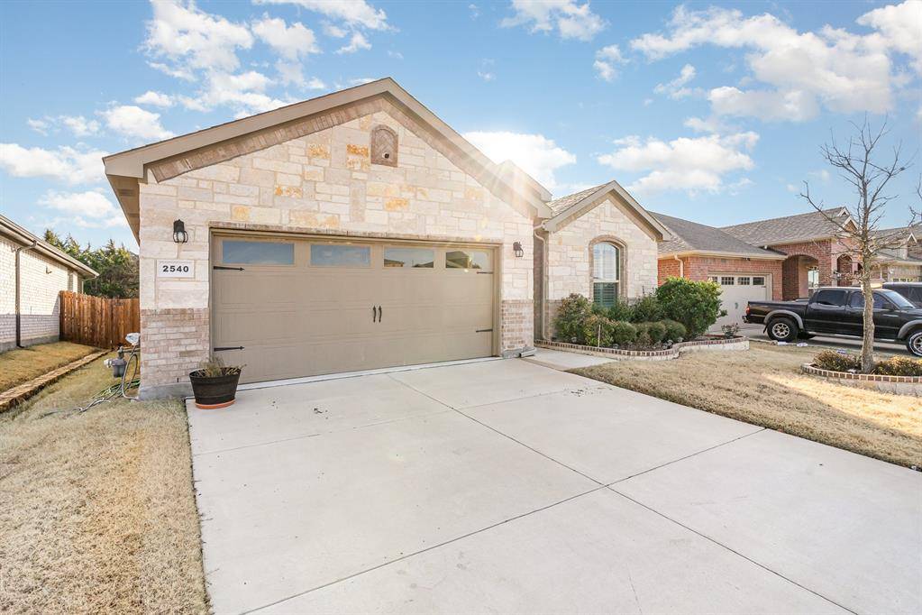 Glenn Heights, TX 75154,2540 Emerald Springs Drive