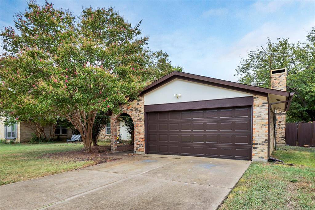 Richardson, TX 75081,8 Merrie Circle