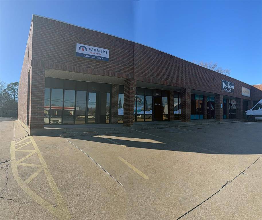 Granbury, TX 76048,322 S Morgan Street